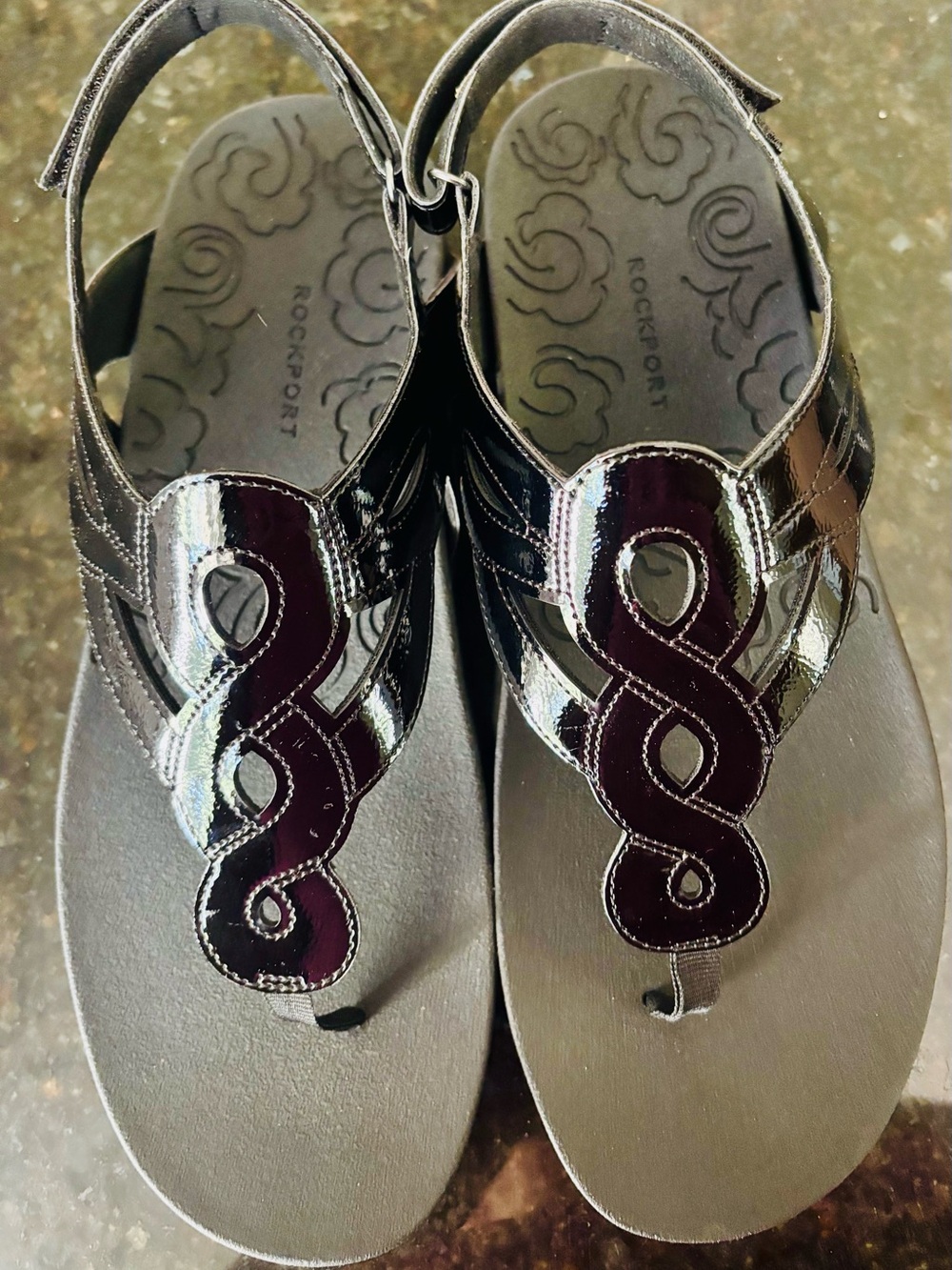 Rockport Women's Black and Metallic Patent Leather Thong Sandals